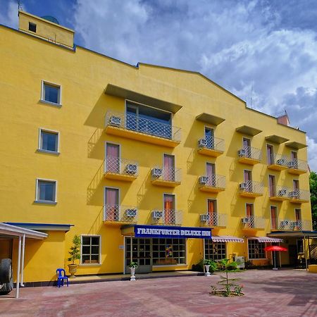 Frankfurter Deluxe Inn Себу Экстерьер фото